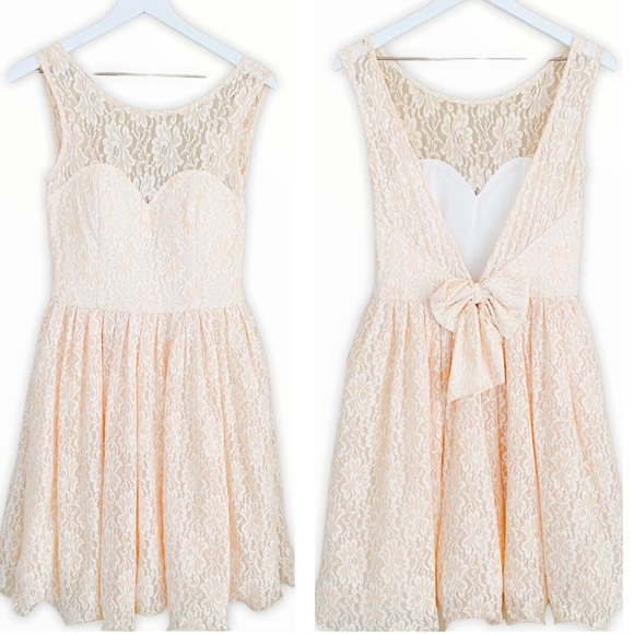 Chi Chi London Dresses & Skirts - Chi Chi London Blush Pink Lace Cocktail Dress‎ Size 8
